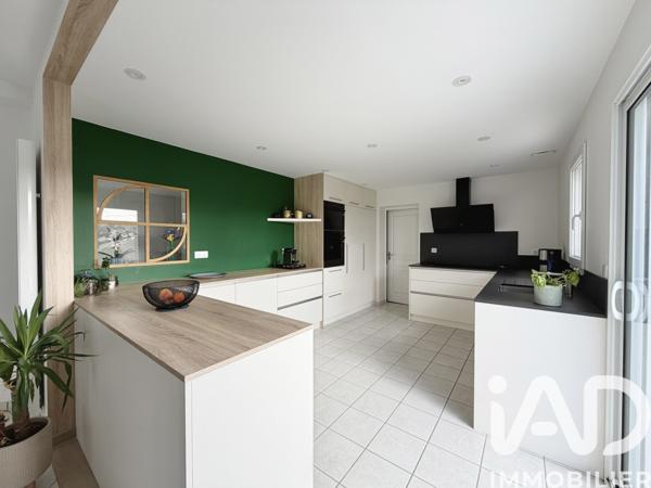 Maison à vendre 6 pièces 134,66 m² Montaigu-Vendée