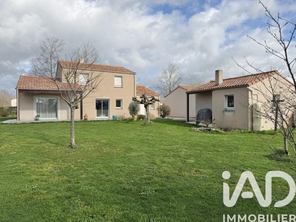 Maison à vendre 6 pièces 134,66 m² Montaigu-Vendée
