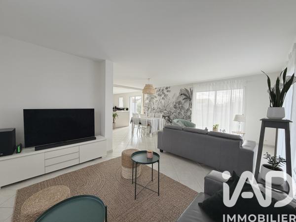 Maison à vendre 6 pièces 134,66 m² Montaigu-Vendée