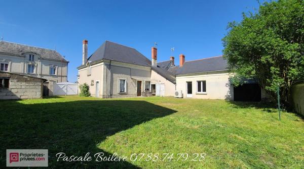 Maison de Bourg avec cour et jardin - Vernantes (49390)