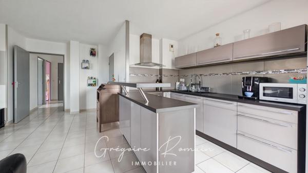 Appartement Vitrolles 3 pièce(s) 69 m2