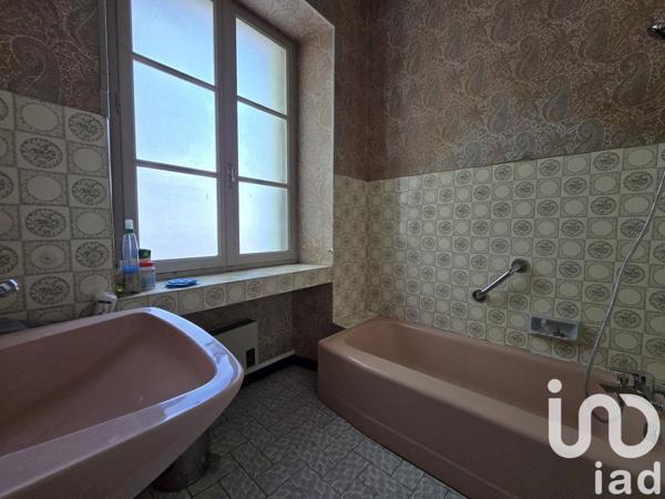 Maison de village 5 pièces de 126 m² à Durban-Corbières (11360)