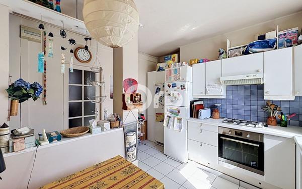 Appartement à vendre    6 pièces • 121,68 m2 Paris 15