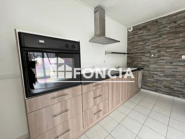 Location Appartement 2 pièces 38.05 m² - 2 RUE D'ÎLE DE FRANCE Grugies 02680