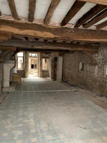 Maison de ville à vendre à Vézelay dans l'Yonne (89450), ref :