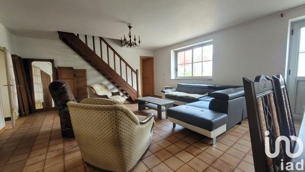 Maison de village 6 pièces de 155 m² à Ainay-le-Château (03360)