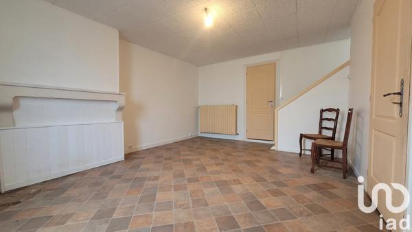 Maison de village 6 pièces de 155 m² à Ainay-le-Château (03360)