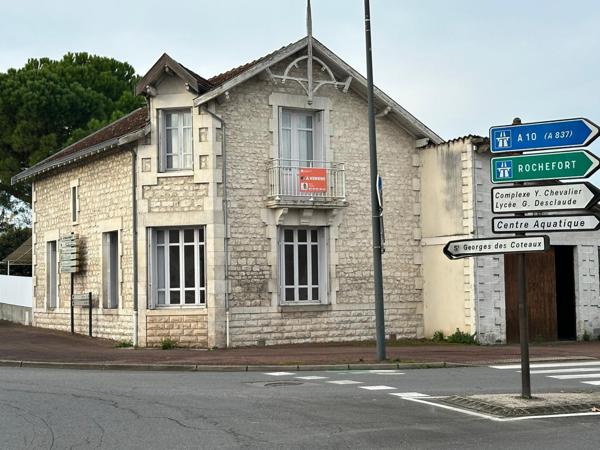 Maison des années 1930 située à Saintes