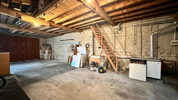 Maison des années 1930 située à Saintes