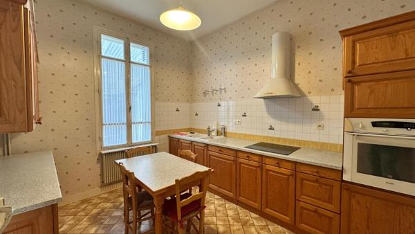 Maison des années 1930 située à Saintes