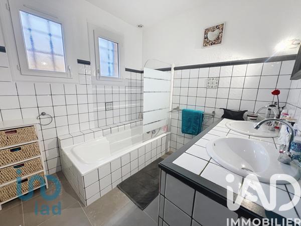 Maison à vendre 5 pièces 105 m² Cavaillon