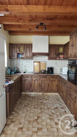 Maison à vendre  4 pièces - 77 m 2   SAINTES  - 17