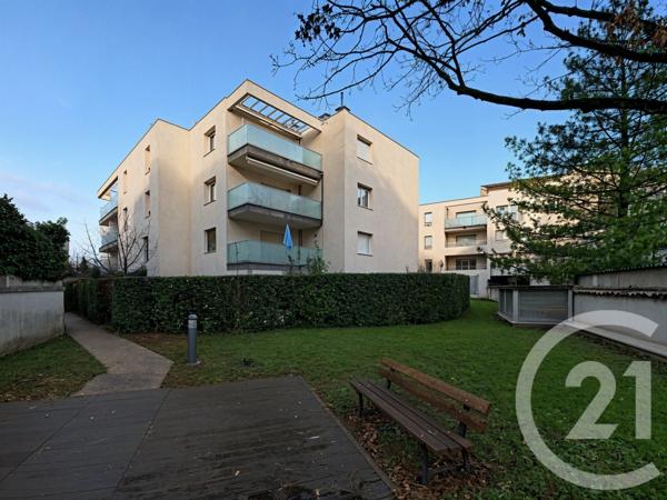 Appartement F2 à vendre  2 pièces - 42 m2 ST PRIEST - 69