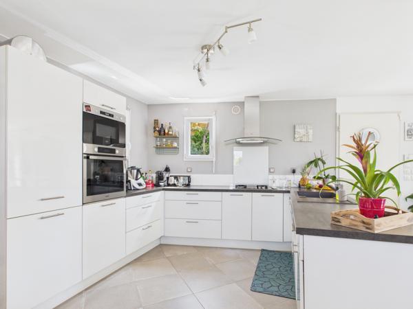 Six-Fours-les-Plages (83140) Villa 138 m² – 4 pièces – Six-Fours-les-Plages (Talian) Une opportunité à ne pas manquer sur le secteur