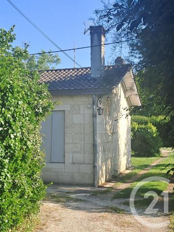 Maison à vendre  9 pièces - 228 m 2   LORMONT  - 33
