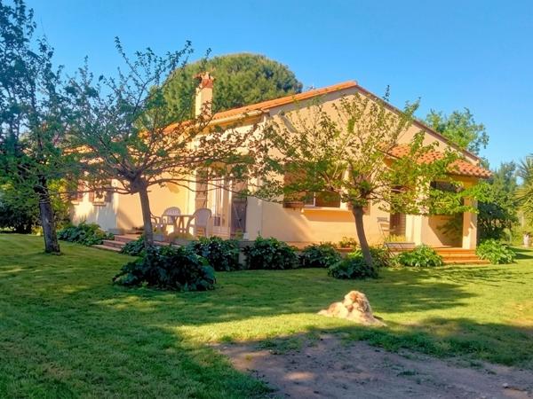 Rare ! Maison avec potentiel , possibilité de construire encore sur cette parcelle sans vis à vis