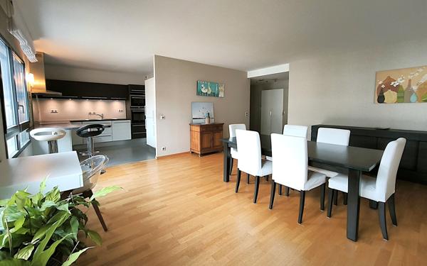Appartement à vendre    4 pièces • 133,52 m2 Saint-Genis-Pouilly