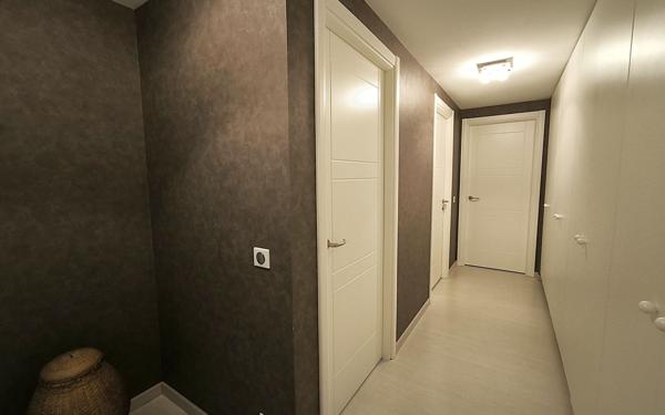 Appartement à vendre    4 pièces • 133,52 m2 Saint-Genis-Pouilly