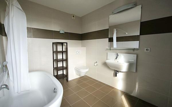 Appartement à vendre    4 pièces • 133,52 m2 Saint-Genis-Pouilly