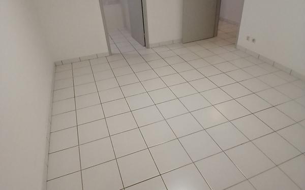 Maison à louer    4 pièces •  Le Robert