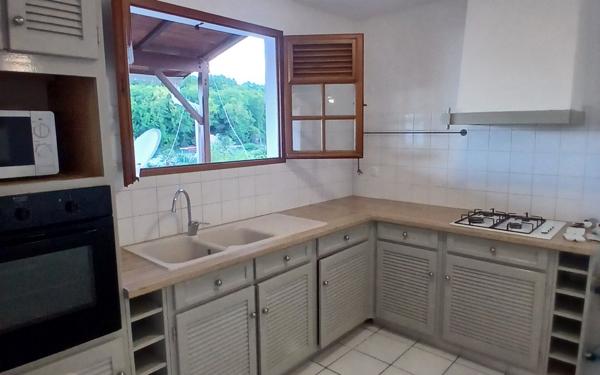 Maison à louer    4 pièces •  Le Robert