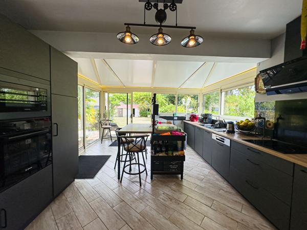 Belle maison avec nombreuses dépendances à Saint Hilaire De Riez