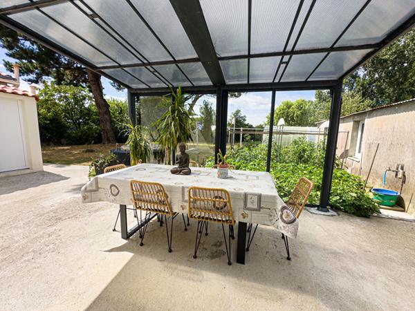 Belle maison avec nombreuses dépendances à Saint Hilaire De Riez