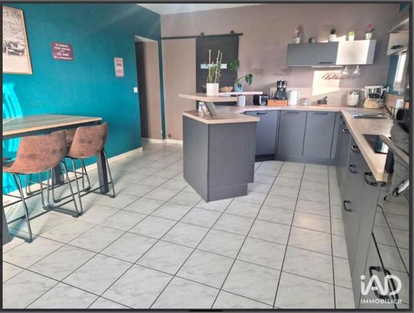 Local d’activité à vendre 131 m² Villiers-Charlemagne