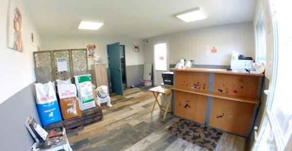 Local d’activité à vendre 131 m² Villiers-Charlemagne