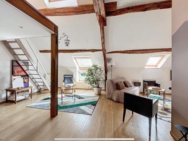 Crécy-la-Chapelle (77580) Belle briarde à proximité des commerces, écoles et axes routiers