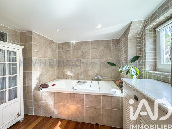 Maison à vendre 9 pièces 183 m² Verrières-le-Buisson
