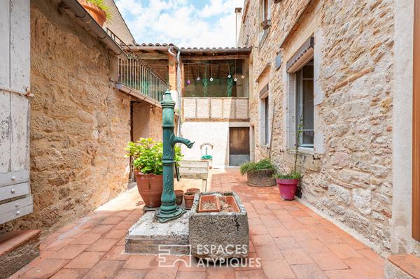 Maison de village avec jardin et garage