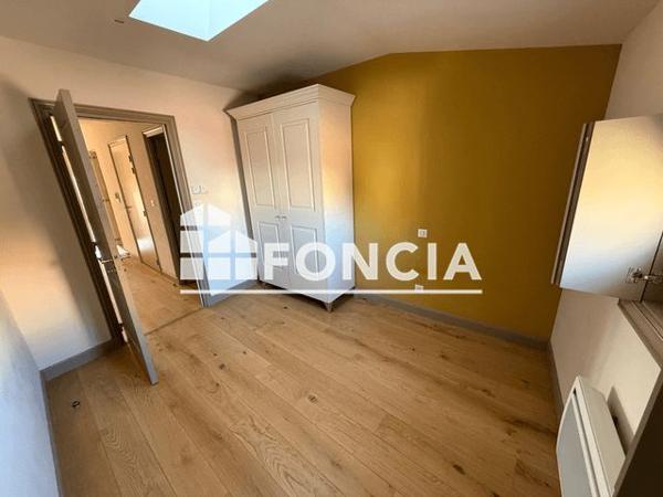 Location Appartement 3 pièces 61.51 m² - 3 RUE DE LA ROTONDE Arles 13200