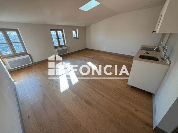 Location Appartement 3 pièces 61.51 m² - 3 RUE DE LA ROTONDE Arles 13200