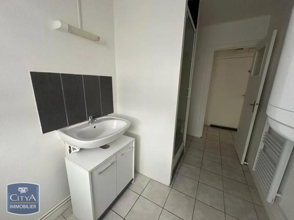 Appartement à louer 2 pièces 48.07m²