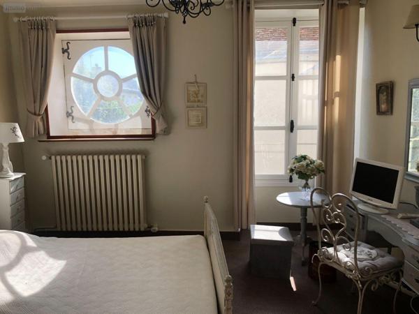 Maison de maître à vendre à Issoudun dans l'Indre (36100), ref : 11813/1465