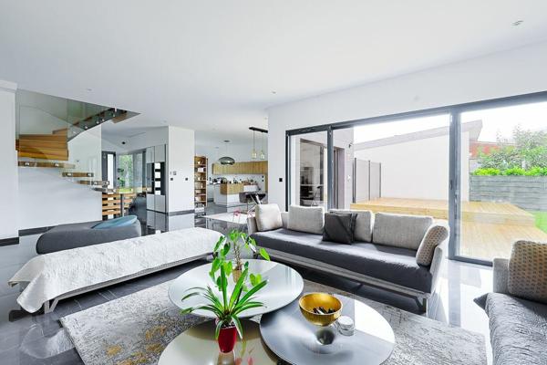 Maison à vendre    6 pièces •  Créteil