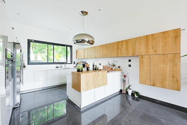 Maison à vendre    6 pièces •  Créteil