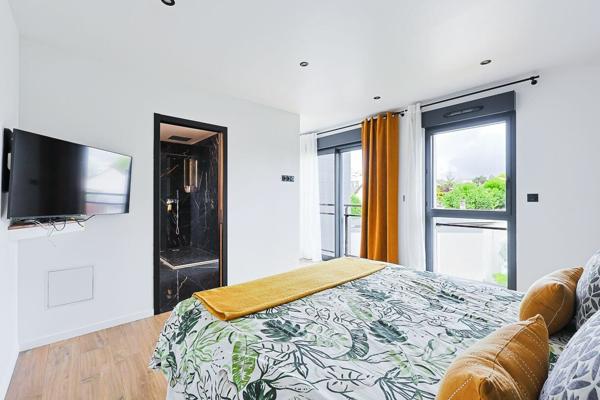 Maison à vendre    6 pièces •  Créteil