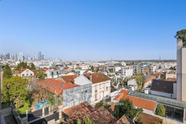 Maison neuve vue Paris