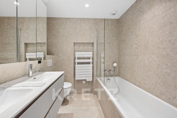 Maison neuve vue Paris