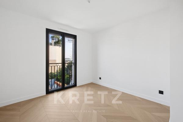 Maison neuve vue Paris