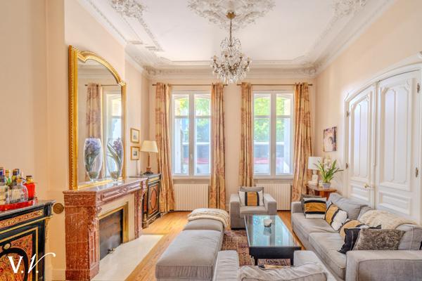 BASTIDE BORDEAUX - MAGNIFIQUE HOTEL PARTICULIER