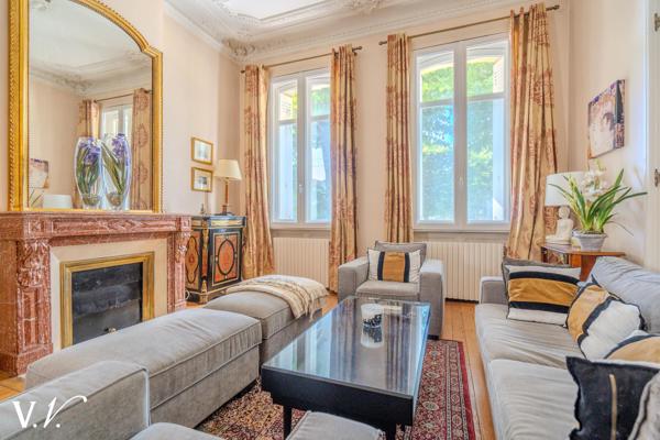 BASTIDE BORDEAUX - MAGNIFIQUE HOTEL PARTICULIER