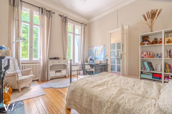 BASTIDE BORDEAUX - MAGNIFIQUE HOTEL PARTICULIER