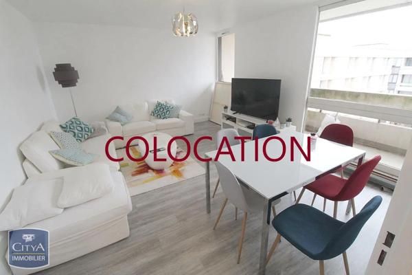 Appartement à louer 1 pièce 9.25m² Élancourt (78990)