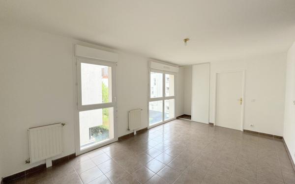 Appartement à vendre    3 pièces •  Bobigny