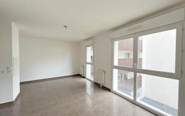 Appartement à vendre    3 pièces •  Bobigny