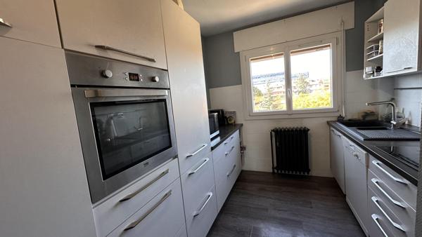 Vente / Appartement T6