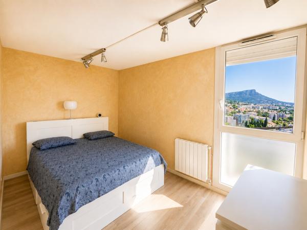 Appartement
         3 pièces
        - 60 m² Exclusivité 198 000 € *